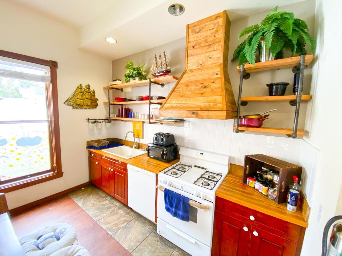 Ith San Diego Adventure Hostel (Adults Only) Exterior photo
