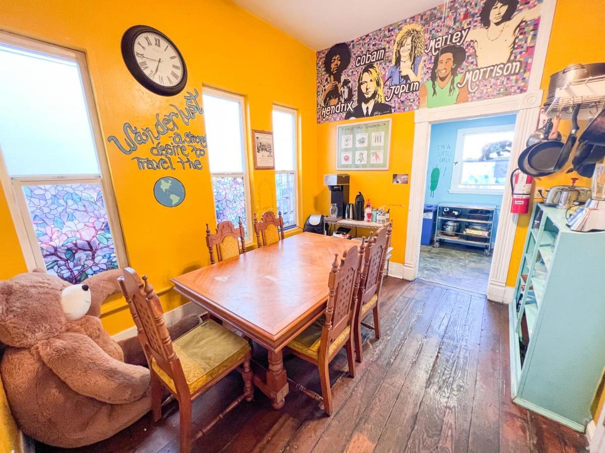 Ith San Diego Adventure Hostel (Adults Only) Exterior photo