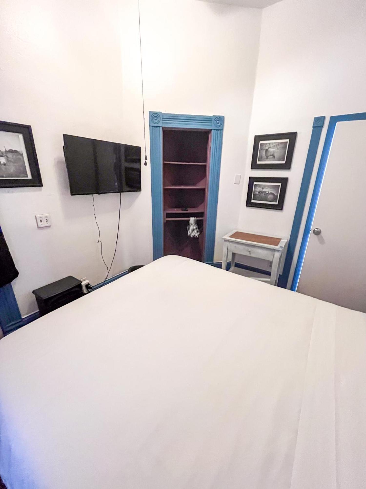 Ith San Diego Adventure Hostel (Adults Only) Exterior photo