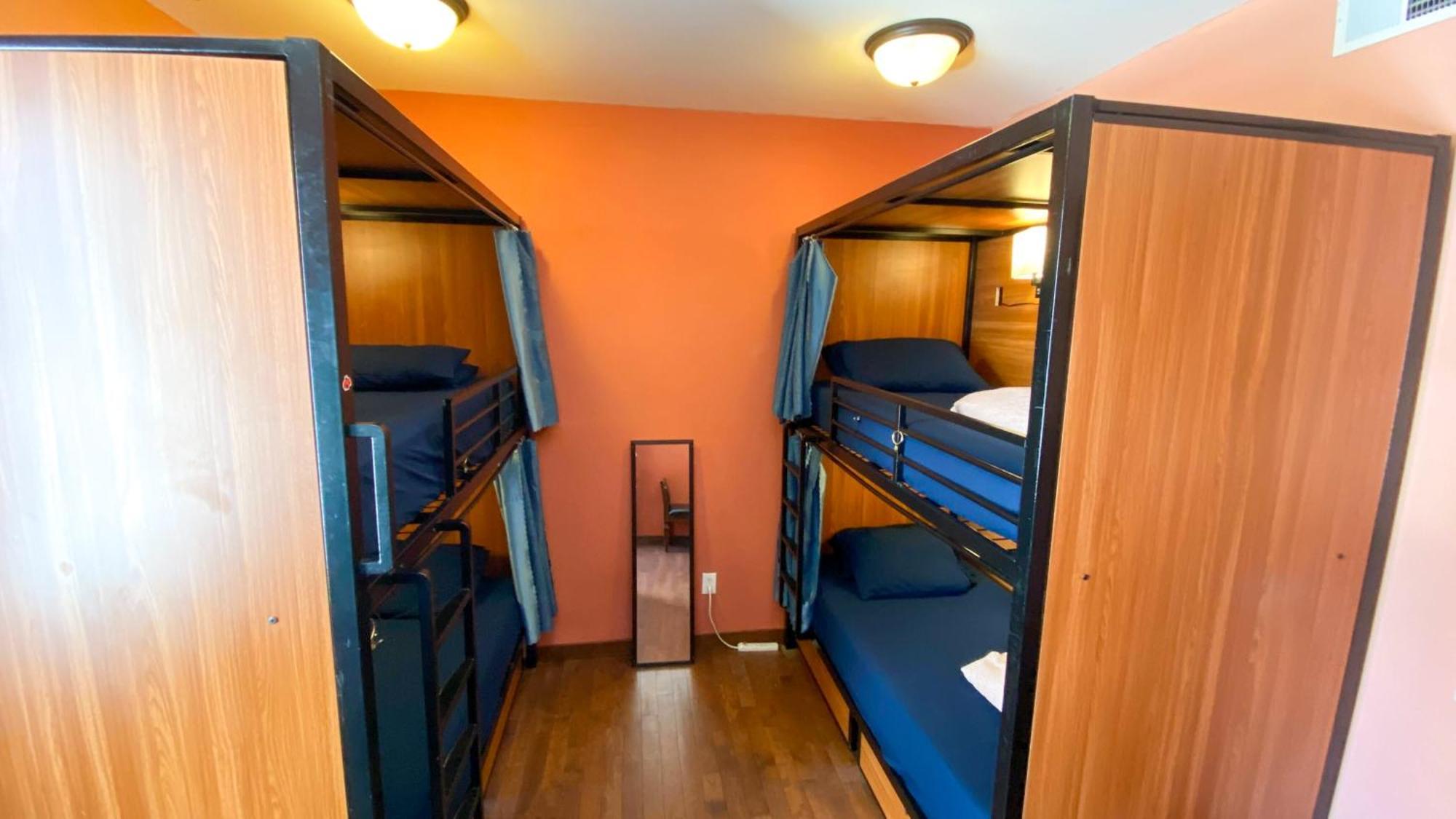 Ith San Diego Adventure Hostel (Adults Only) Exterior photo