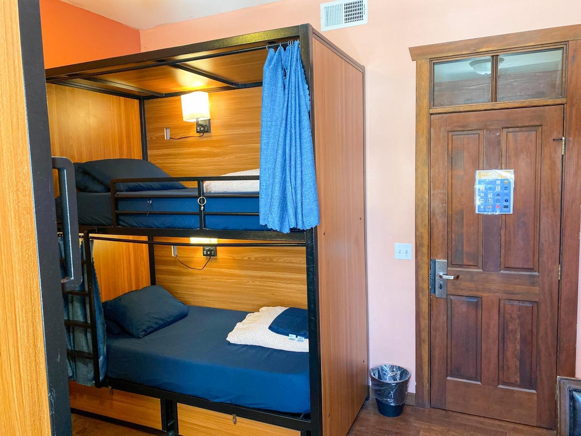 Ith San Diego Adventure Hostel (Adults Only) Exterior photo