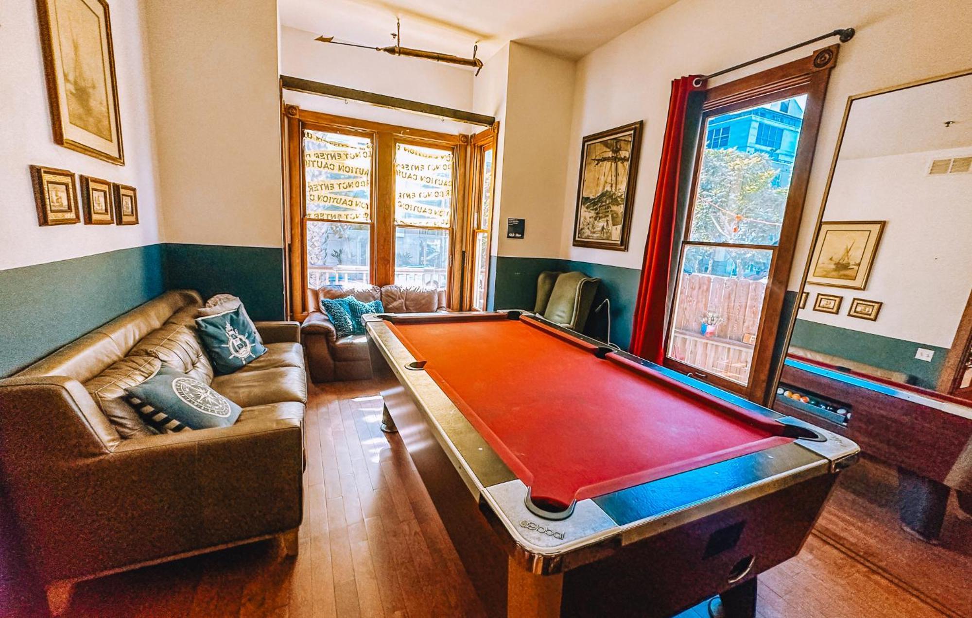 Ith San Diego Adventure Hostel (Adults Only) Exterior photo